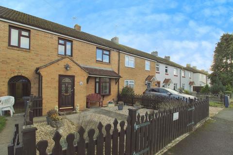 Ruskin Avenue, Swindon, SN2