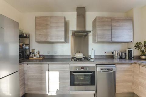 2 bedroom flat for sale, Watson House, Parker Drive, Buntingford