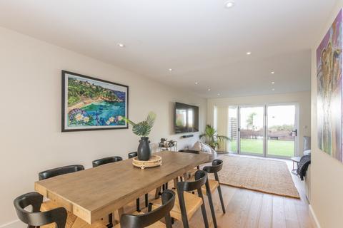 3 bedroom terraced house for sale, Carriere Lane, Vale, Guernsey