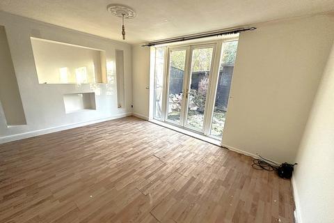 3 bedroom terraced house for sale, Shortbrook Close, Westfield