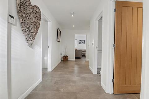 4 bedroom detached house for sale, The Conifers, Attleborough NR17