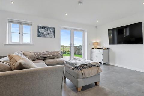4 bedroom detached house for sale, The Conifers, Attleborough NR17
