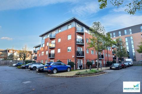 2 bedroom apartment to rent, Caister Hall, Coventry