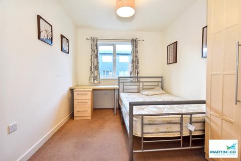 2 bedroom apartment to rent, Caister Hall, Coventry
