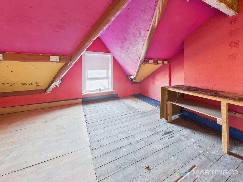 Cam02318 g0 pr0559 still013