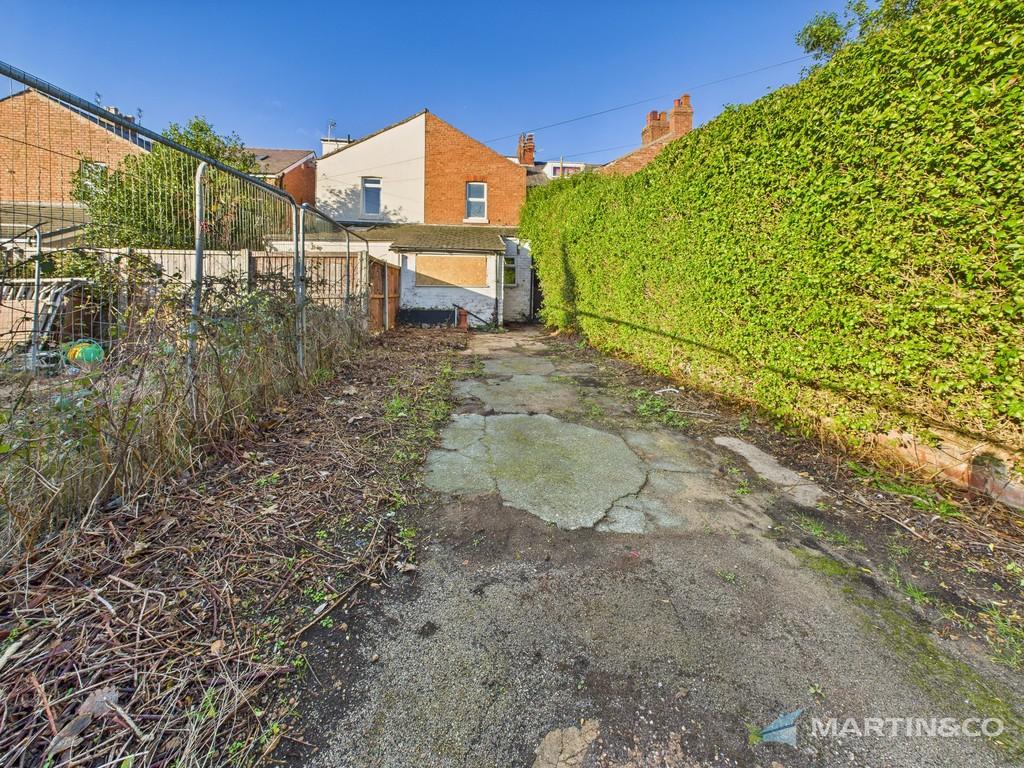 Cam02318 g0 pr0559 still014