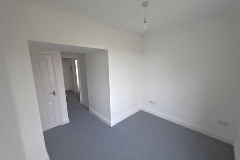 2 bedroom flat to rent, 1 Arklow Square, Ramsgate, CT11 8PS
