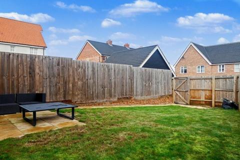 3 bedroom semi-detached house for sale, Jackdaw Close, Needham Market, Ipswich, Suffolk