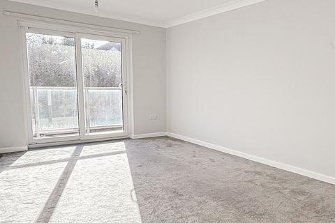2 bedroom apartment to rent, Belle Vue Road, Ashley Cross, Poole