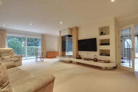 4 bedroom detached bungalow for sale, Doddington Road, Wimblington