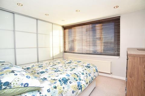 undefined, Fairways Avenue, Harrogate