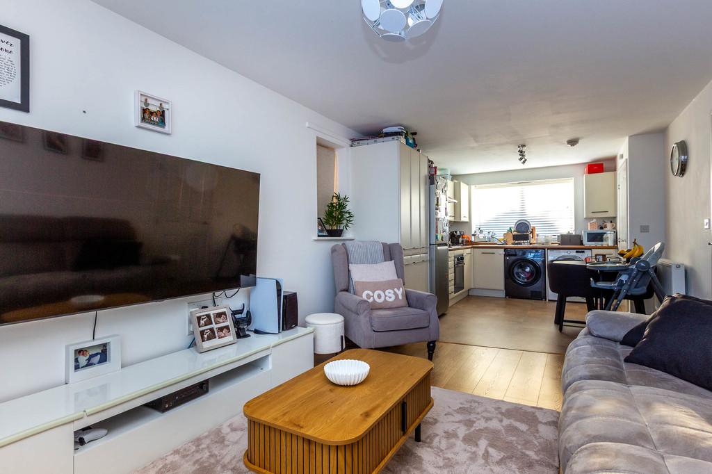 Lounge/Dining/Kitchen