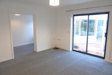 undefined, Wellington Crescent, Sculthorpe