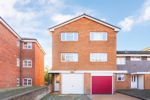 undefined, Dimmock Drive, Greenford UB6