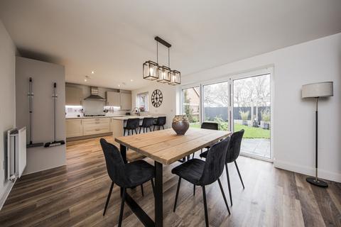 4 bedroom link detached house for sale, Marigold Avenue, Horam, Heathfield