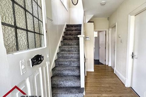 5 bedroom semi-detached house to rent, Arnesby Road , Lenton