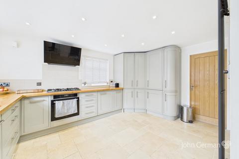 4 bedroom semi-detached house for sale, Lightwood Road, Yoxall