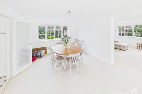 4 bedroom detached house for sale, Heghbrok Way, Bognor Regis