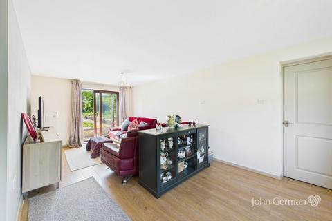 undefined, Stockings Lane, Longdon