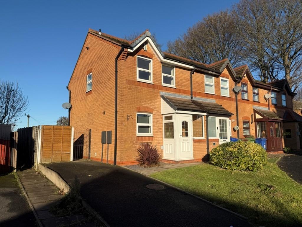 Blake Close, Hednesford 2 bed end of terrace house - £950 pcm (£219 pw)