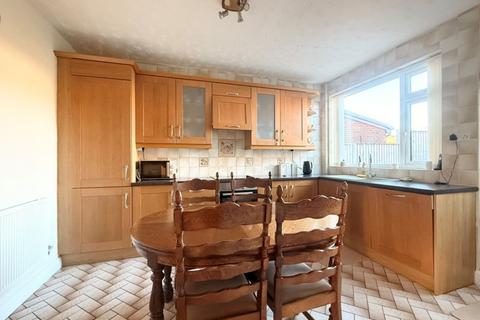 3 bedroom detached house for sale, Station Road, Hednesford