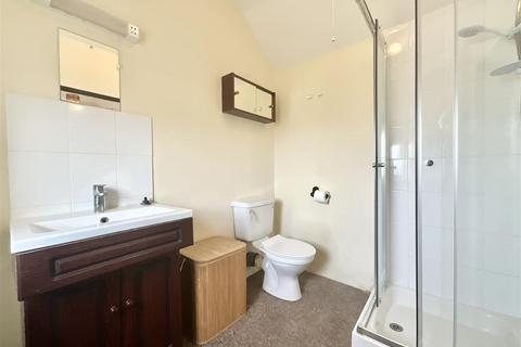 1 bedroom terraced bungalow to rent, Court Lane, Bristol
