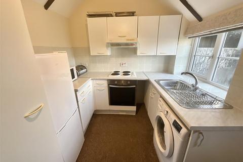 1 bedroom terraced bungalow to rent, Court Lane, Bristol