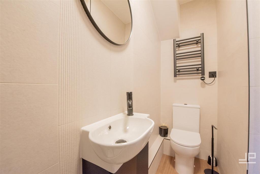 Bath2.jpg