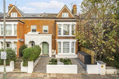 3 bedroom flat for sale, Marius Road, London SW17
