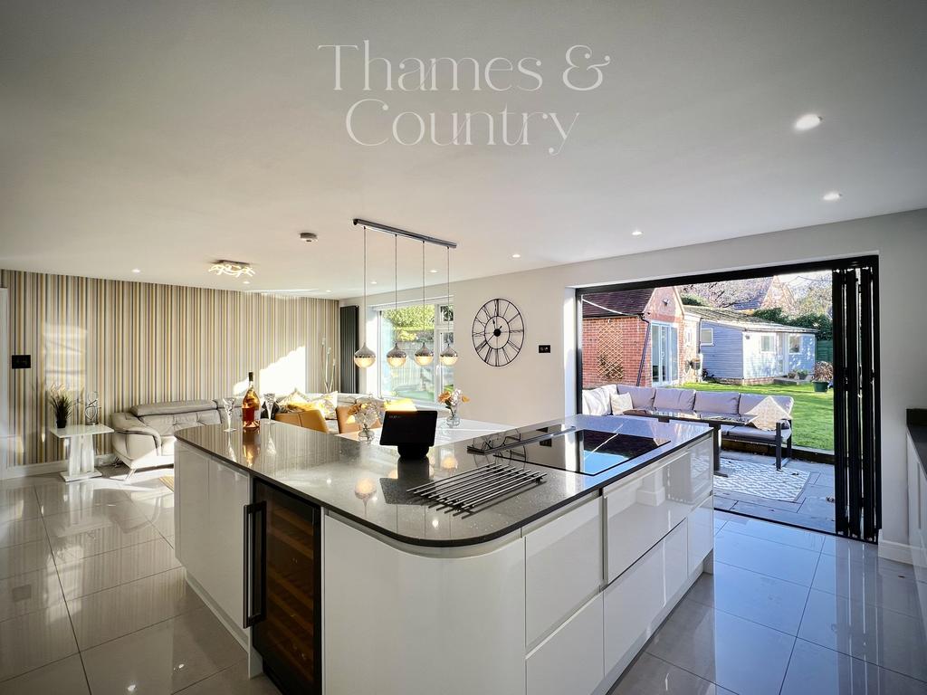 Kitchen diner lounge