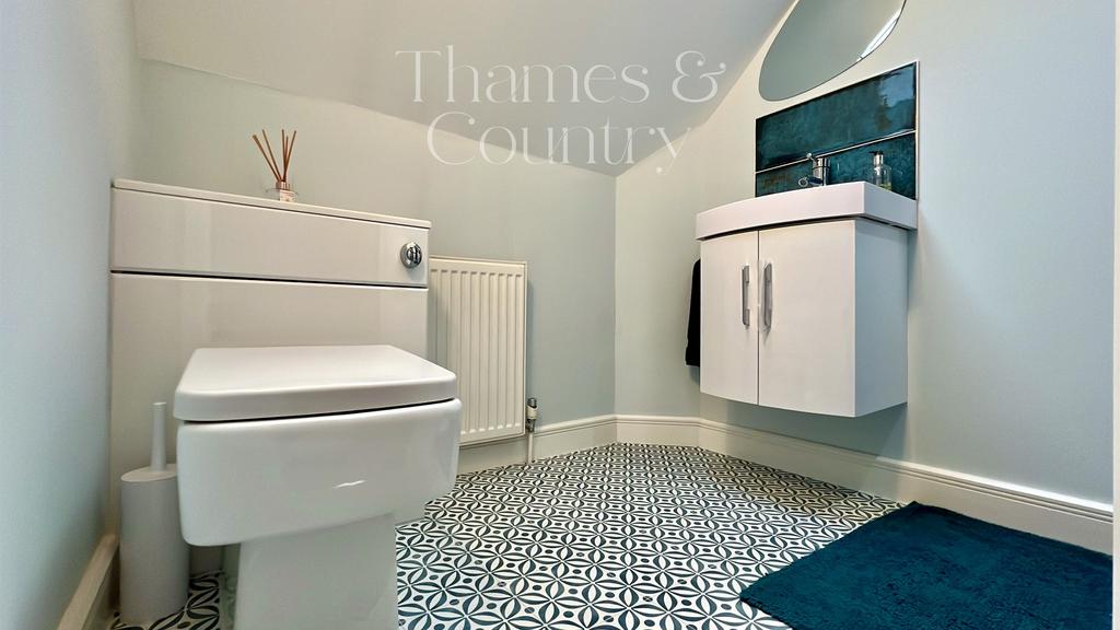 Family shower room