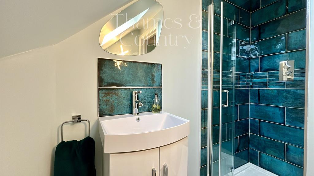 Family shower room