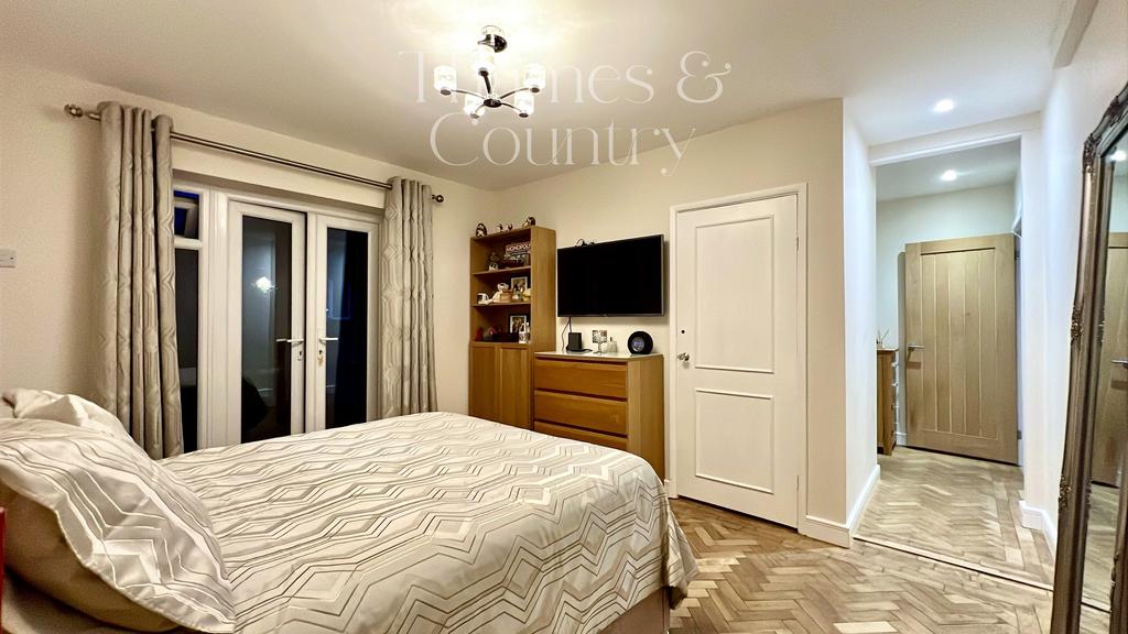 Bedroom 5 ground floor