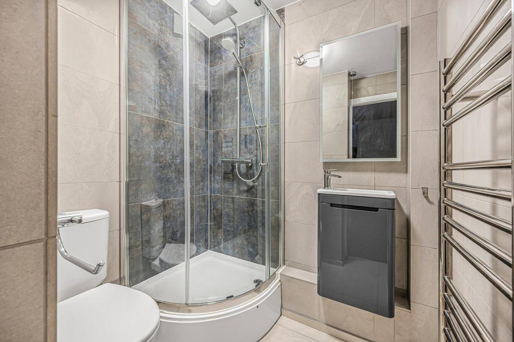 Bathroom 2
