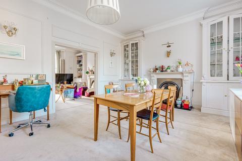undefined, Montague Road, Richmond, Surrey