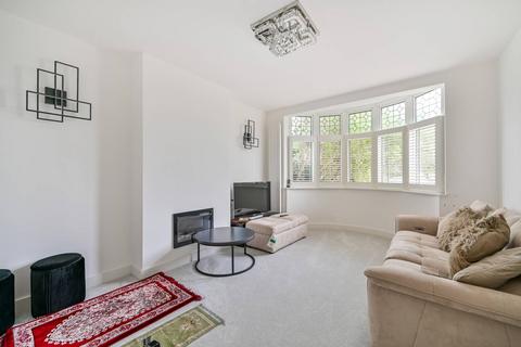 4 bedroom semi-detached house for sale, Stoneleigh Avenue, Worcester Park, KT4