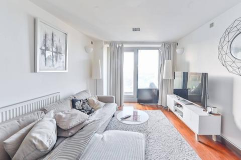 2 bedroom flat for sale, Altura Tower, Battersea, London, SW11