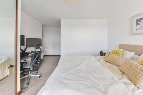 2 bedroom flat for sale, Altura Tower, Battersea, London, SW11