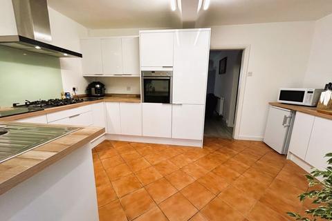 2 bedroom terraced house for sale, Whitehorse Road, Brownhills, Walsall WS8 7PF