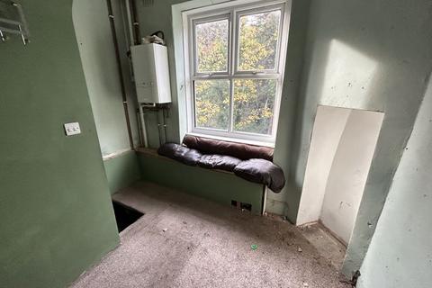 3 bedroom terraced house for sale, Station Road, Llanfairfechan