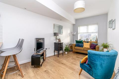 1 bedroom flat for sale, Locksway Road, Southsea