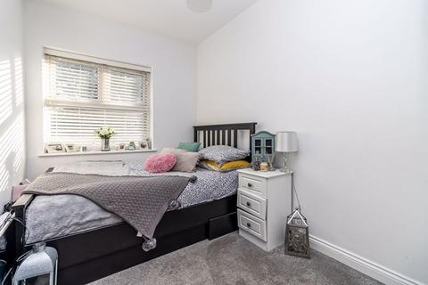 1 bedroom flat for sale, Locksway Road, Southsea