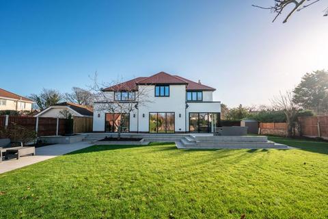 undefined, Golf Open 2026 - Harrod Drive, Birkdale - Sleeps 9/10