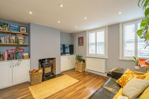 2 bedroom end of terrace house for sale, Victoria Road, Chichester