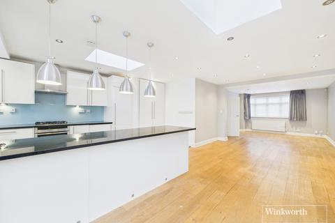 4 bedroom semi-detached house for sale, Dorchester Way, Middlesex HA3