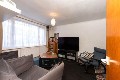 3 bedroom semi-detached house for sale, Fennel Road, Brierley Hill DY5