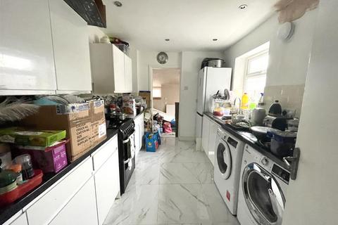 undefined, Morley Road, Romford RM6