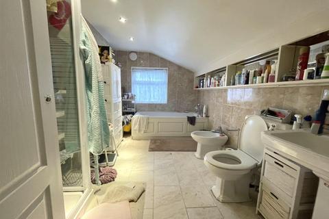 undefined, Morley Road, Romford RM6