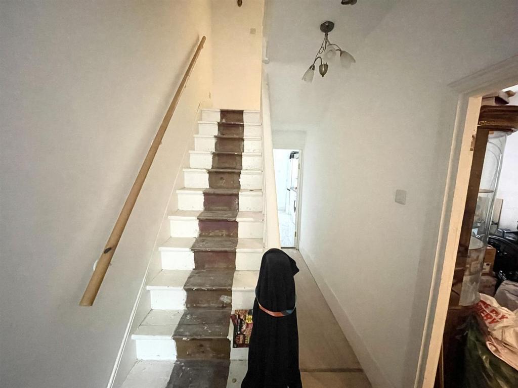 Hallway.jpg