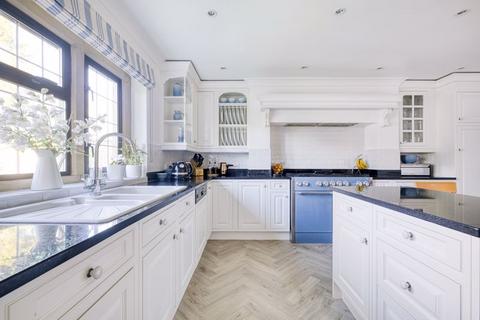 undefined, The Close, Yeovil BA22